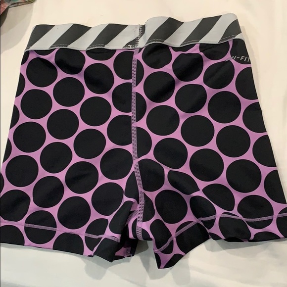 Nike pro spandex shorts - Picture 2 of 4